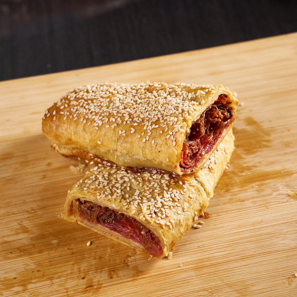 PULLED BEEF DELI ROLL